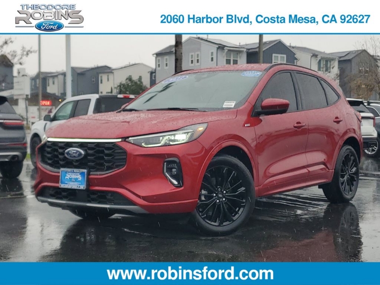 2023 Ford Escape ST-Line Elite