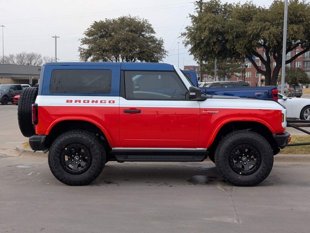 2025 Ford Bronco 2-Door Stroppe