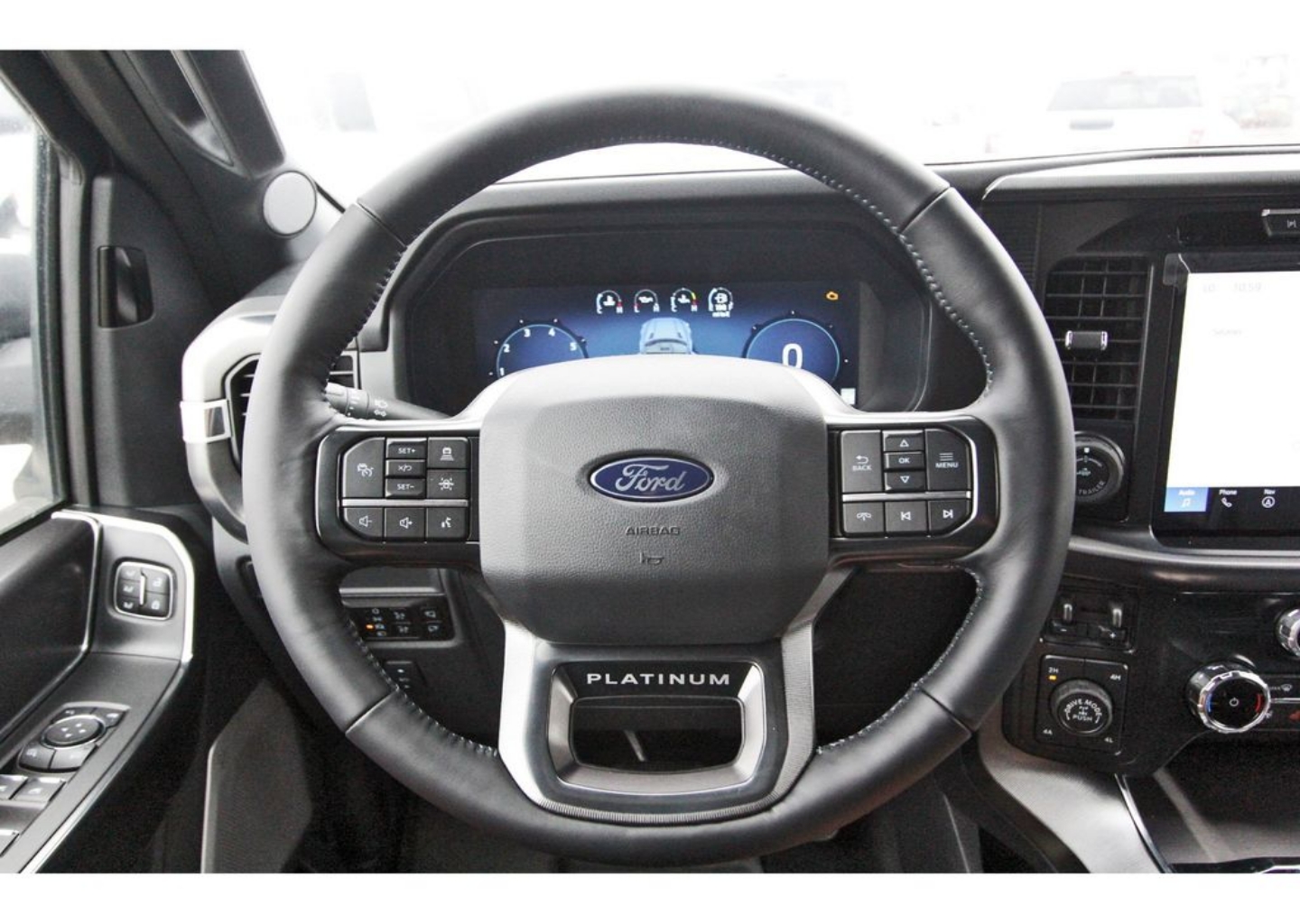 2025 Ford F-150 Platinum - Photo 10