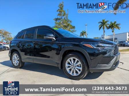 2024 Toyota Corolla Cross LE