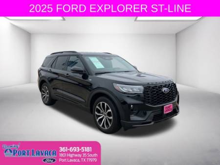 2025 Ford Explorer ST-Line