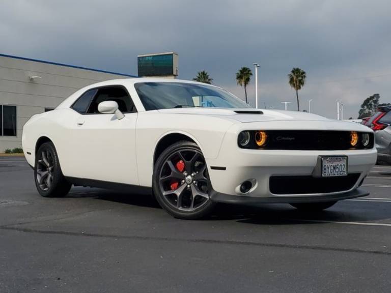 2018 Dodge Challenger SXT Plus