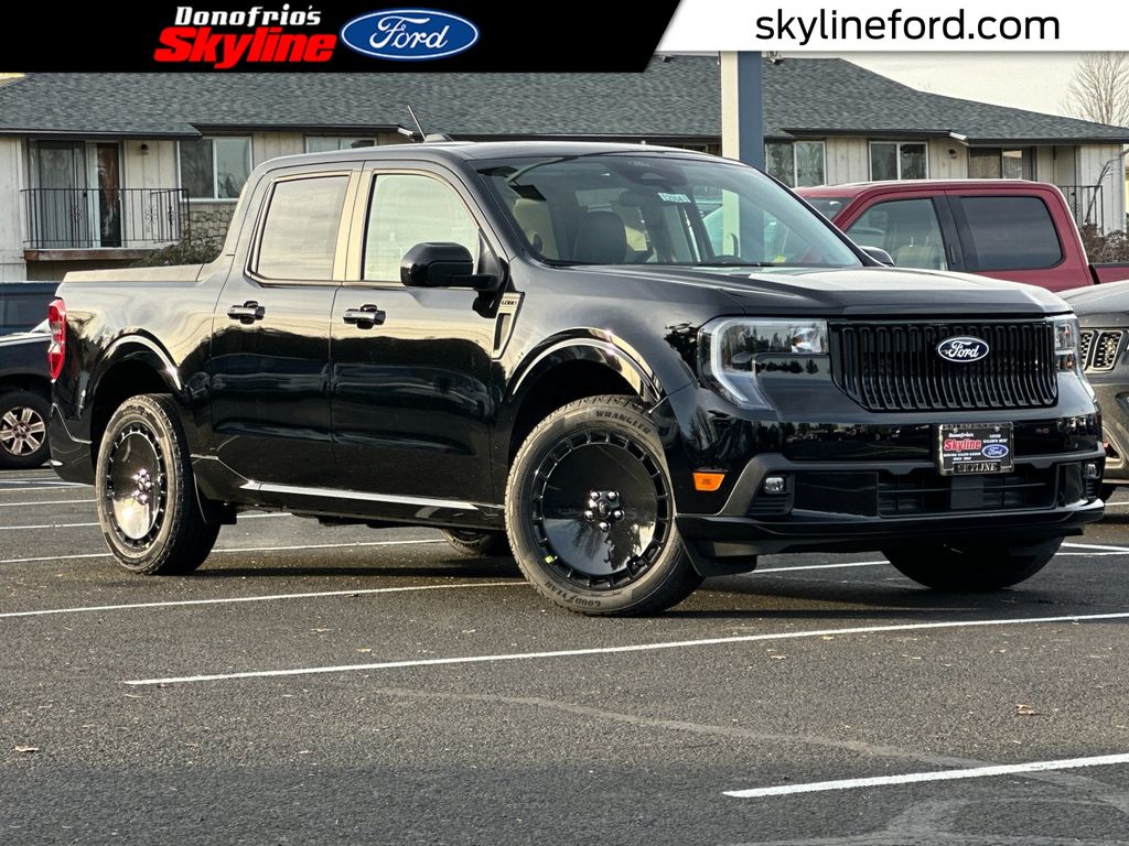 2026 Ford Maverick Lobo Standard