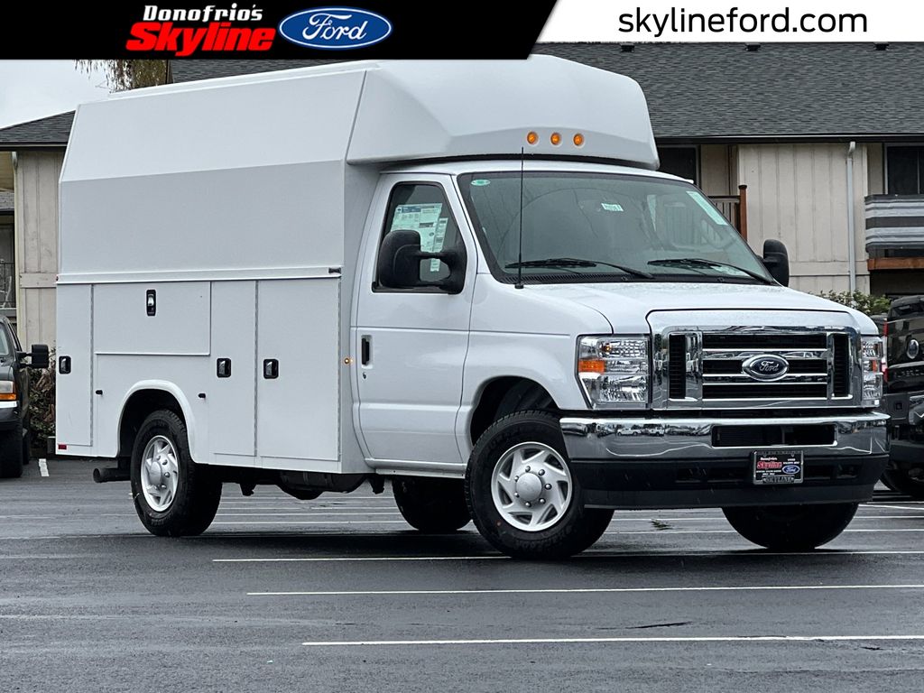2025 Ford E-350SD KUV