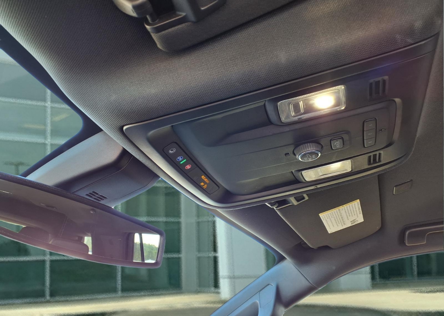 2021 Chevrolet Tahoe LT - Photo 18