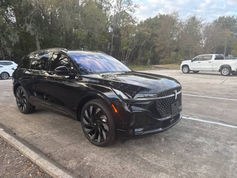 2024 Lincoln Nautilus Reserve