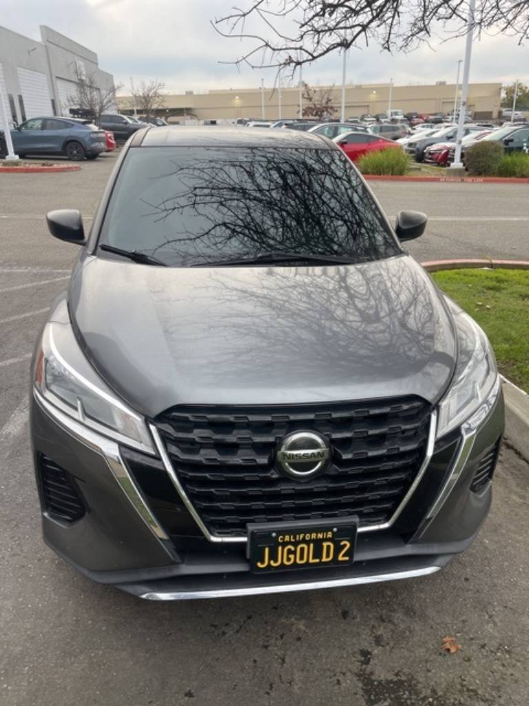 2021 Nissan Kicks S