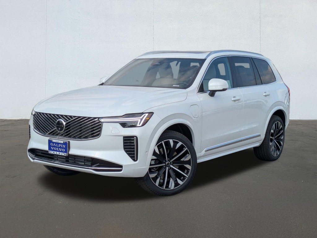 2026 Volvo XC90 Recharge Plug-In Hybrid T8 Plus Bright