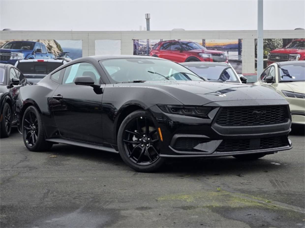2025 Ford Mustang EcoBoost