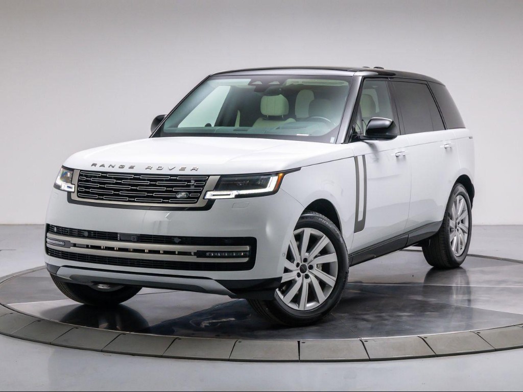 2026 Land Rover Range Rover P400 SE 7 Seat