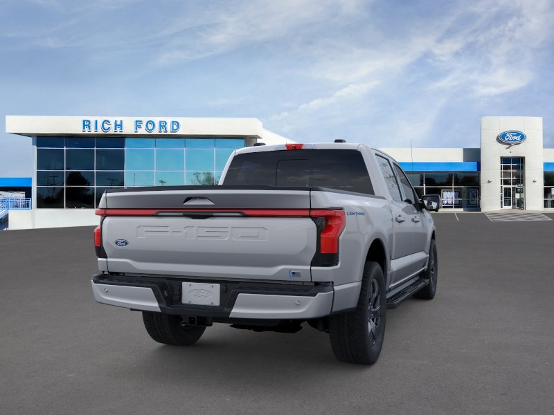 2025 Ford F-150 Lightning Lariat - Photo 8