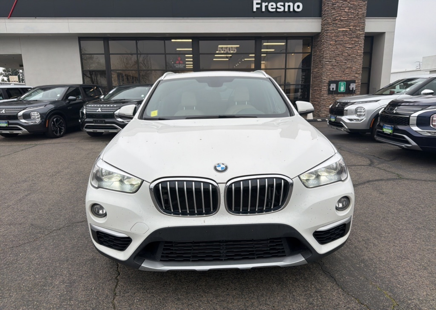 Used 2017 BMW X1 28i with VIN WBXHU7C35H5H34448 for sale in Fresno, CA
