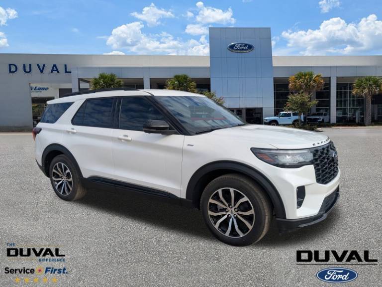 2025 Ford Explorer ST-Line