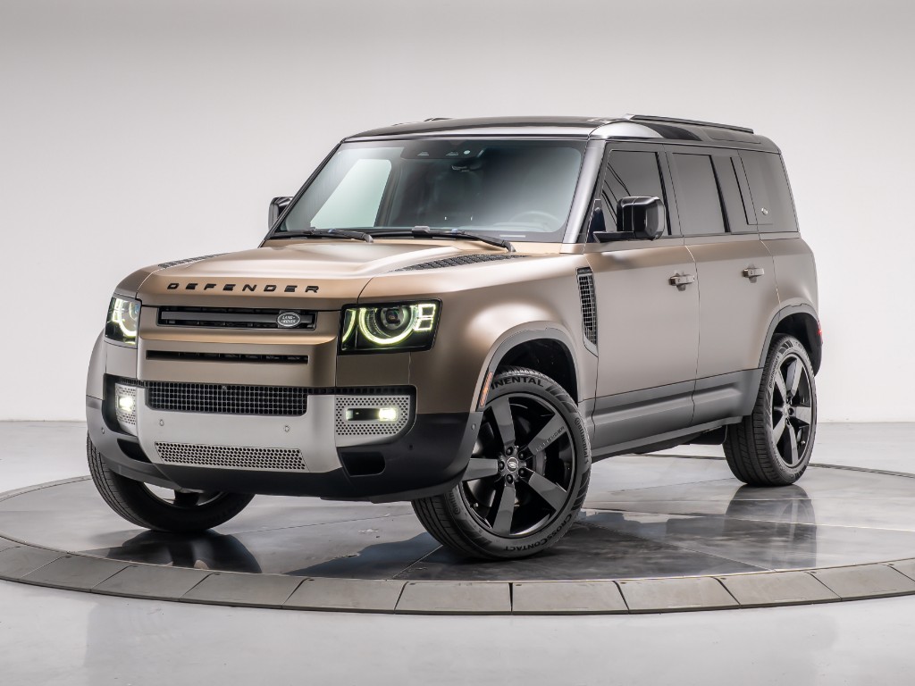 2023 Land Rover Defender 110 SE