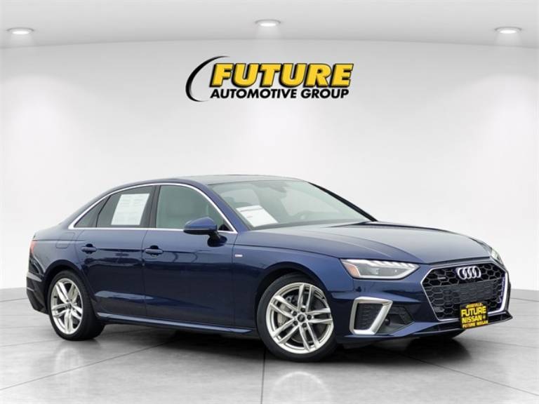 2022 Audi A4 45 S line Premium Plus
