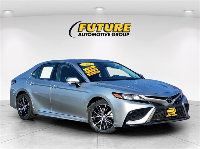 Used 2024 Toyota Camry SE