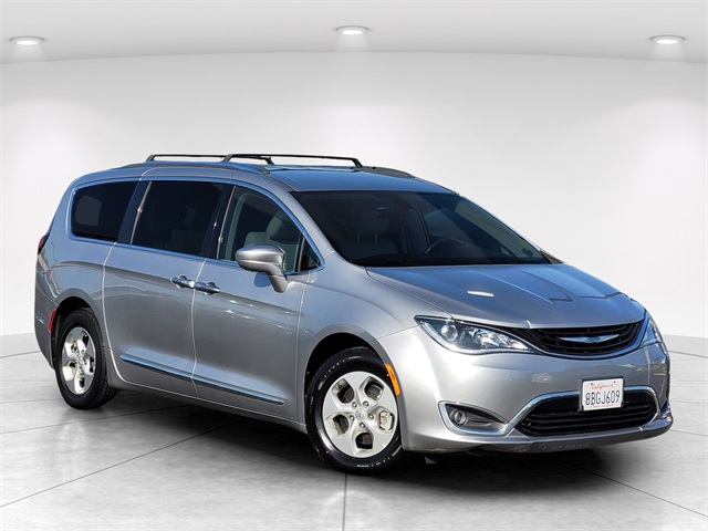 2018 Chrysler Pacifica Hybrid Touring L