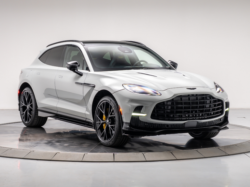 2026 Aston Martin DBX 707
