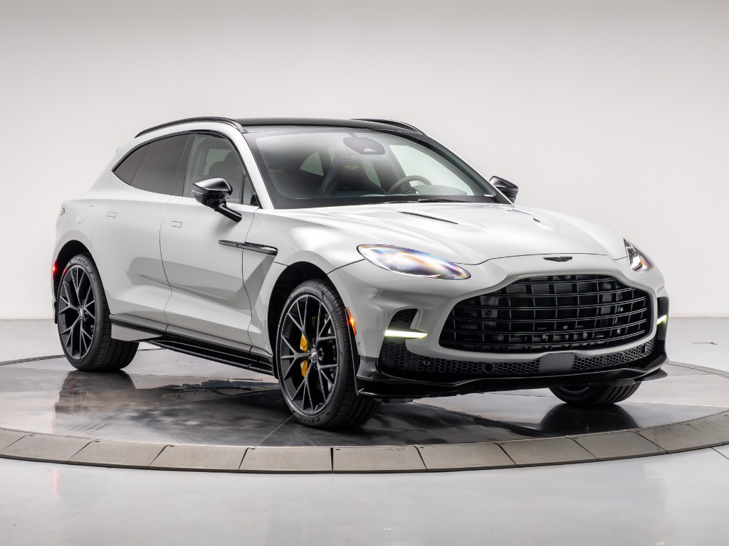 2026 Aston Martin DBX 707
