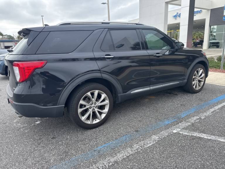 2021 Ford Explorer Platinum