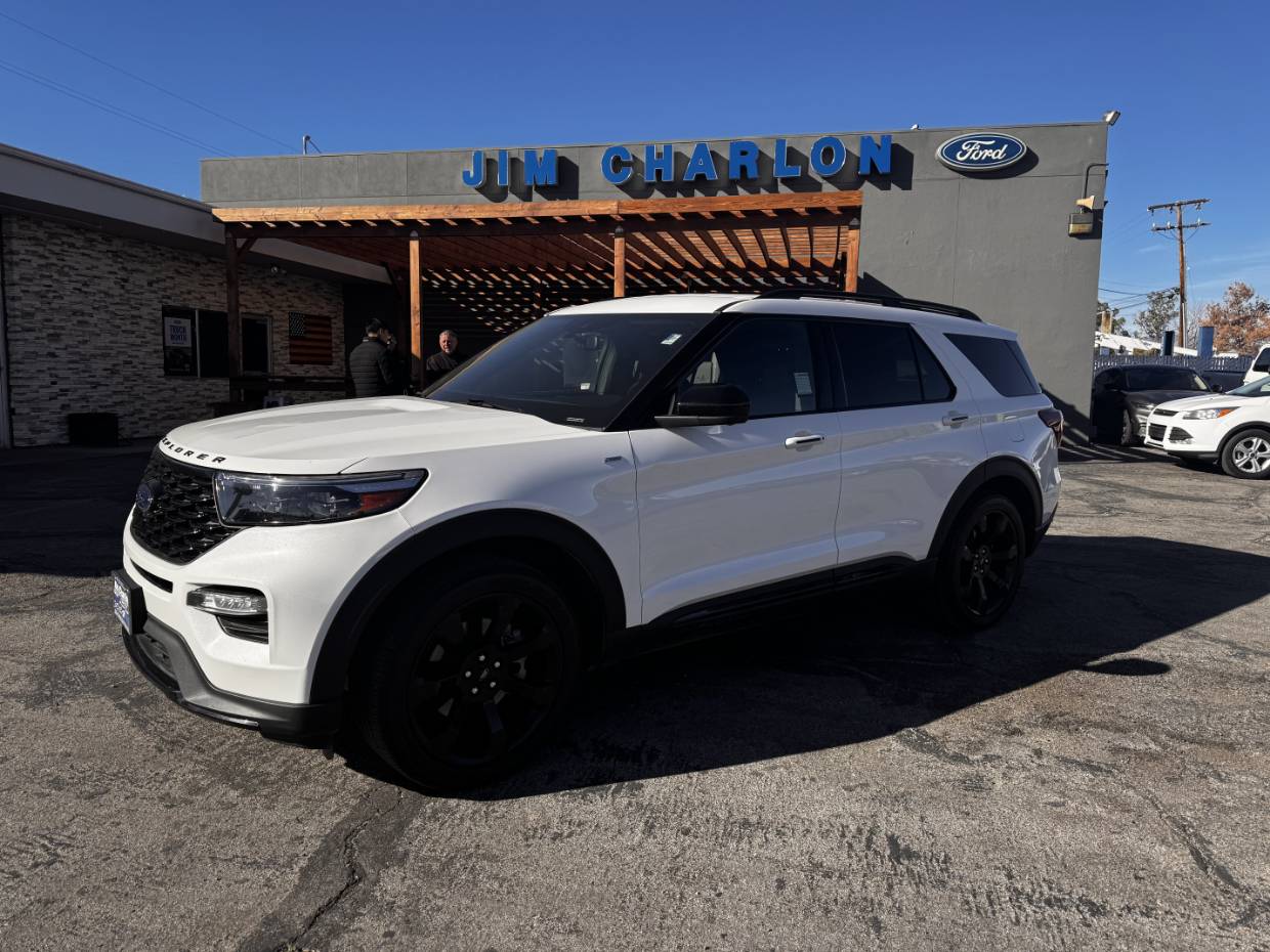 2023 Ford Explorer ST-LINE