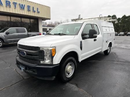 2017 Ford Super Duty F-250 SRW XL