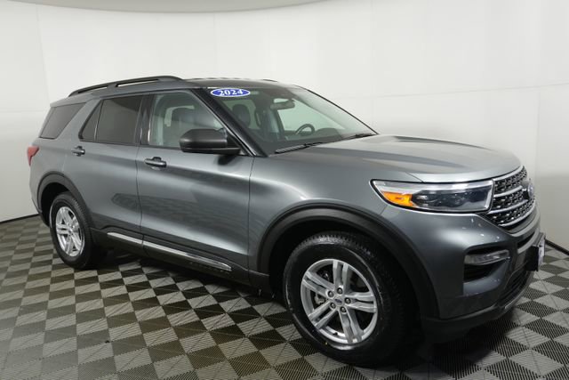 Certified 2024 Ford Explorer XLT with VIN 1FMSK8DH3RGA03248 for sale in Kansas City