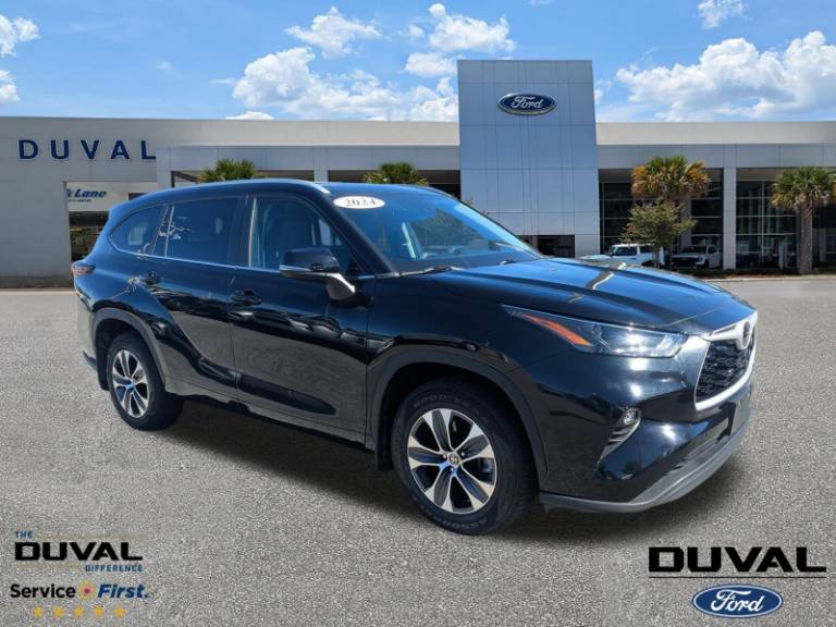 2024 Toyota Highlander XLE