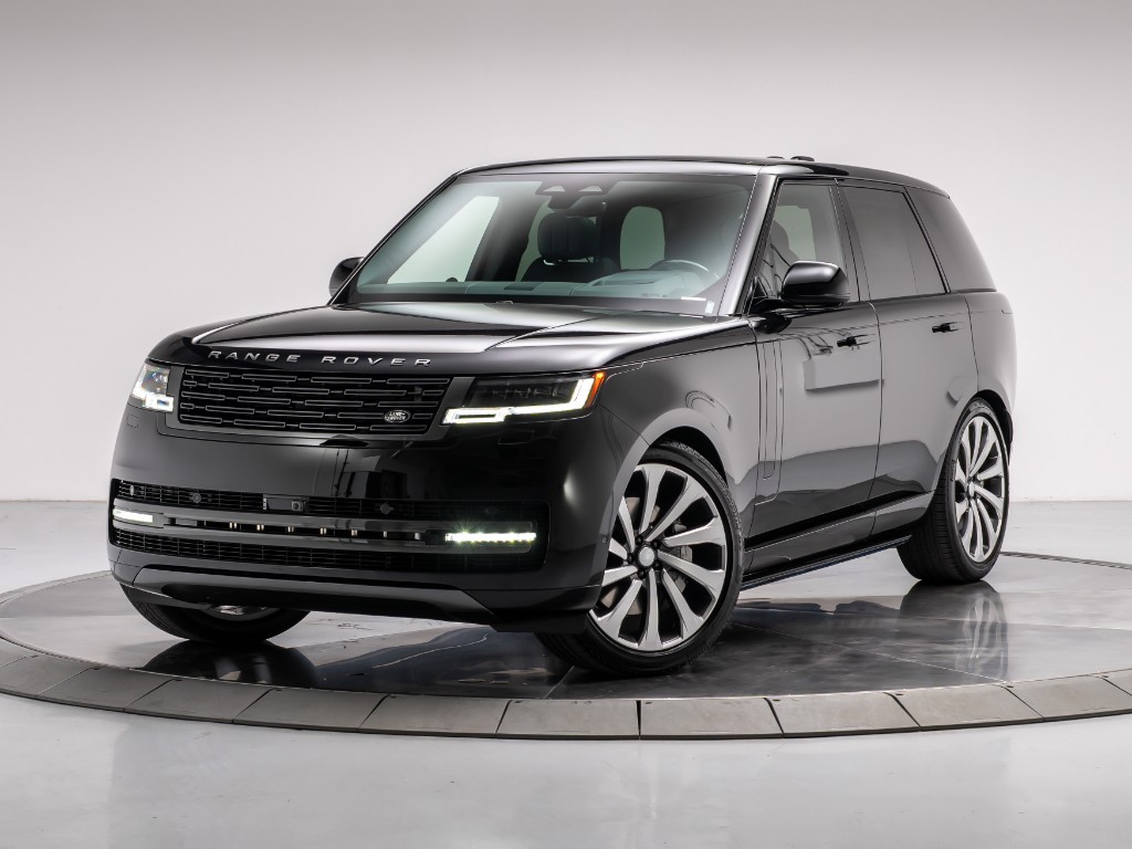 2025 Land Rover Range Rover P530 SE