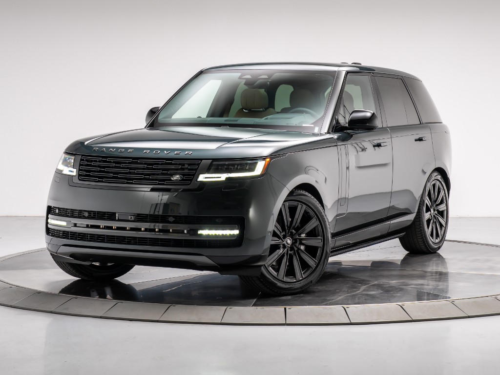 2025 Land Rover Range Rover P400 SE