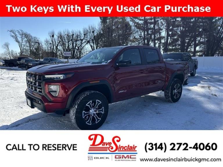 2025 GMC Canyon 4WD AT4