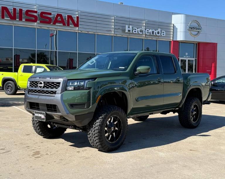 2026 Nissan Frontier SV