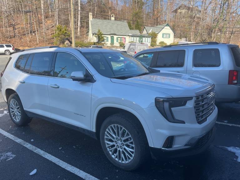 2025 GMC Acadia Denali