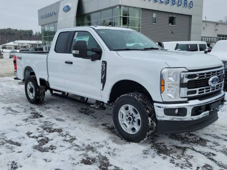 2026 Ford Super Duty F-350® XLT