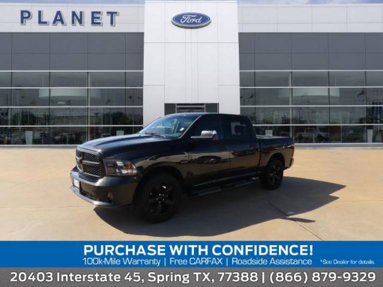 2018 RAM 1500 Express 4X4 Crew Cab 5'7 Box