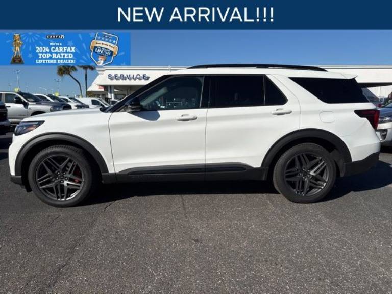 2025 Ford Explorer ST