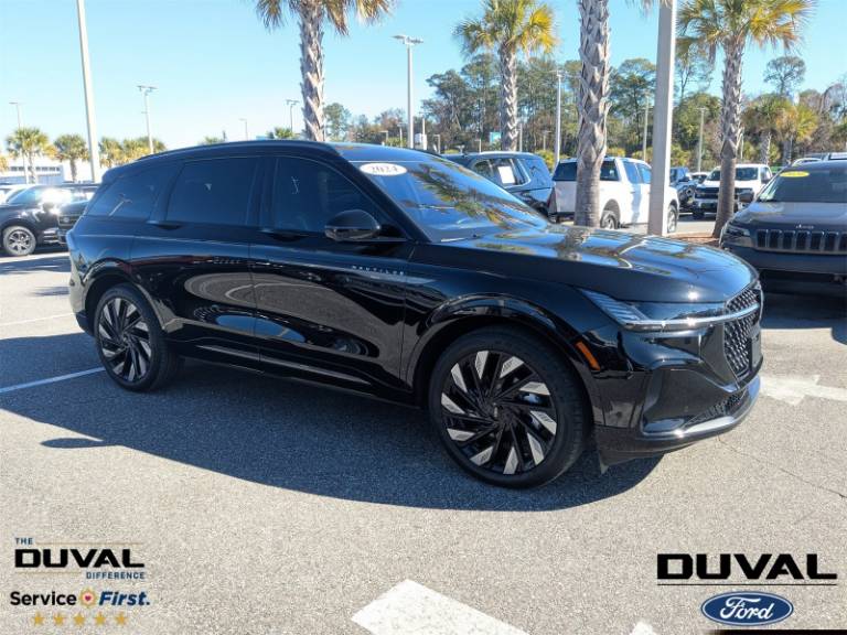 2024 Lincoln Nautilus Reserve