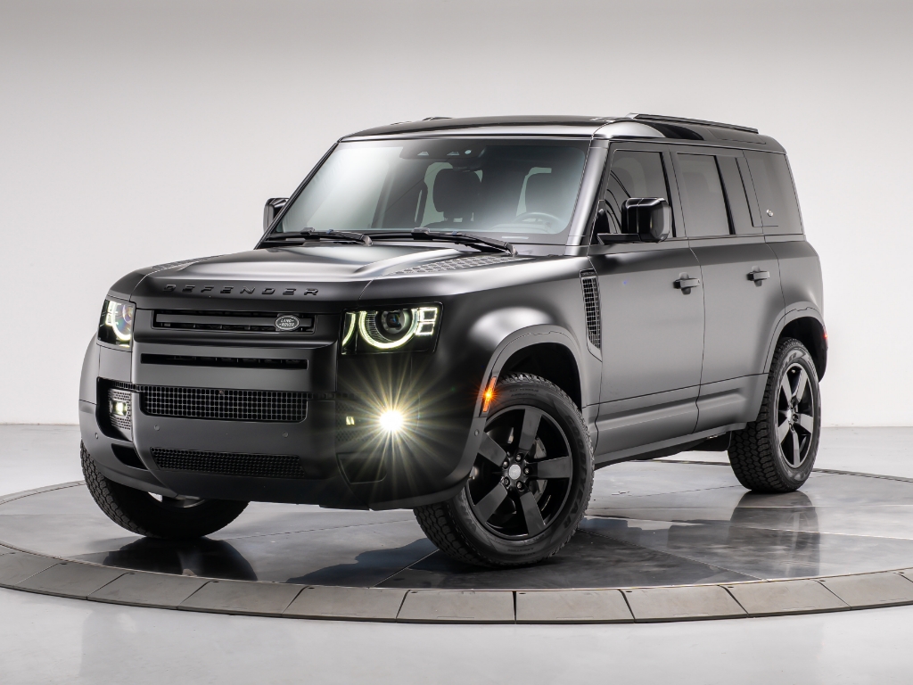 2023 Land Rover Defender 110 SE
