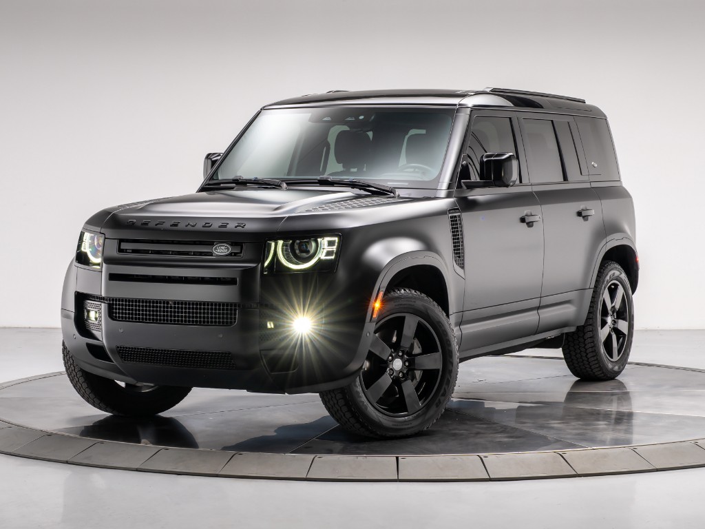 2023 Land Rover Defender 110 SE