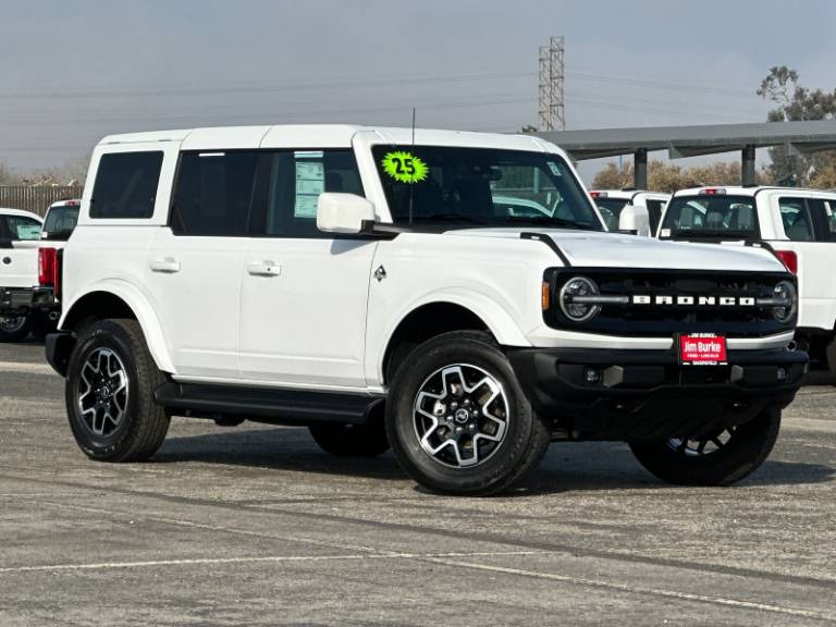 2025 Ford Bronco Outer Banks