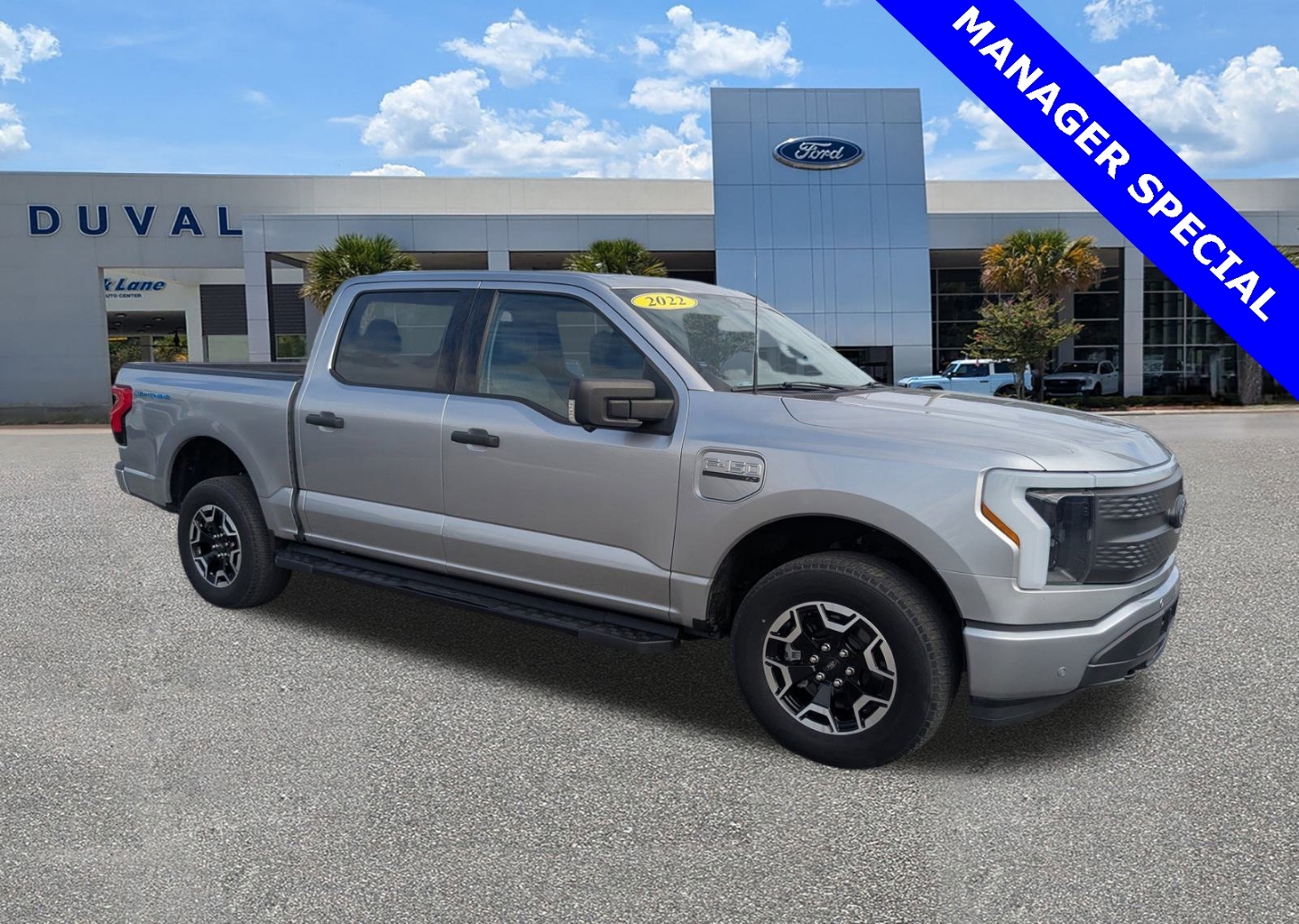 Used 2022 Ford F-150 Lightning XLT with VIN 1FTVW1EL0NWG06447 for sale in Jacksonville, FL
