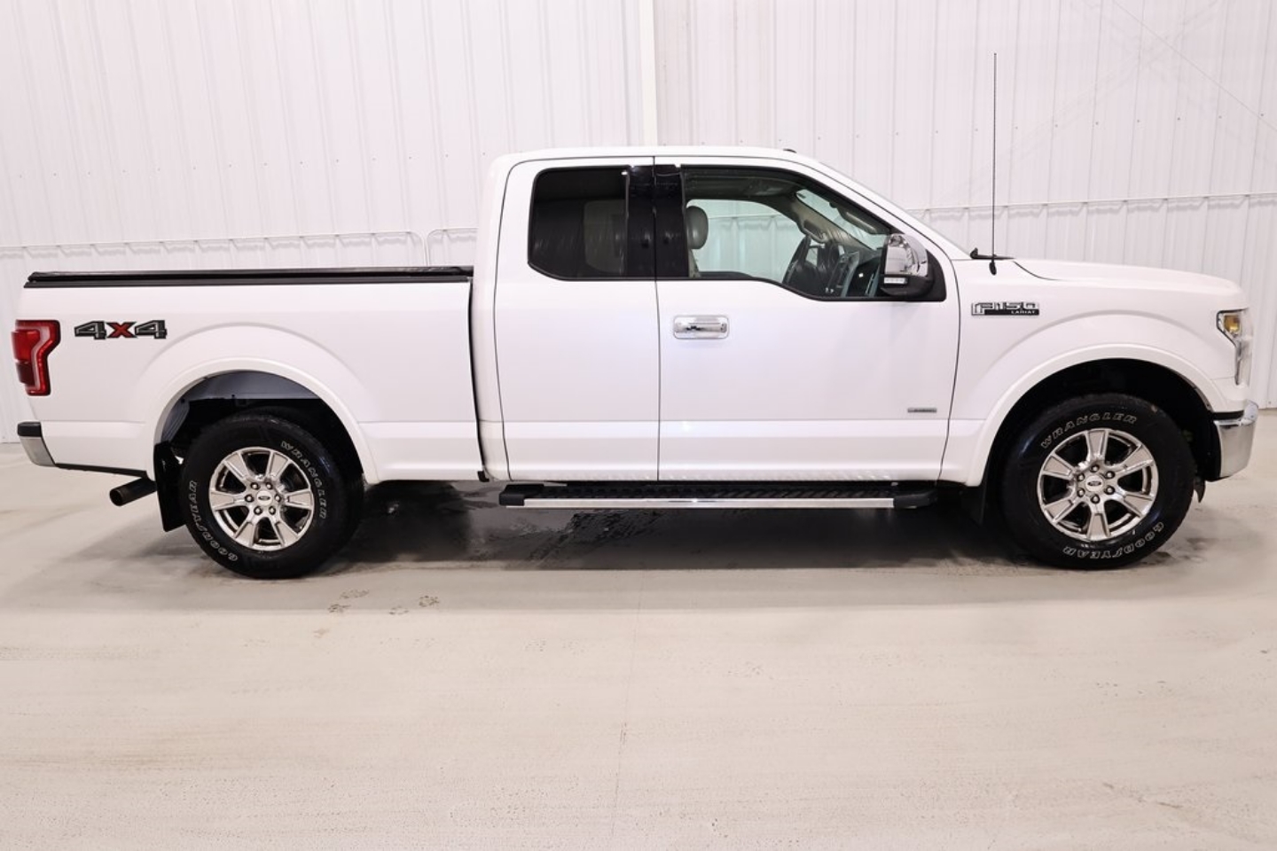 Used 2015 Ford F-150 Lariat with VIN 1FTEX1EP9FKE02206 for sale in Canfield, OH