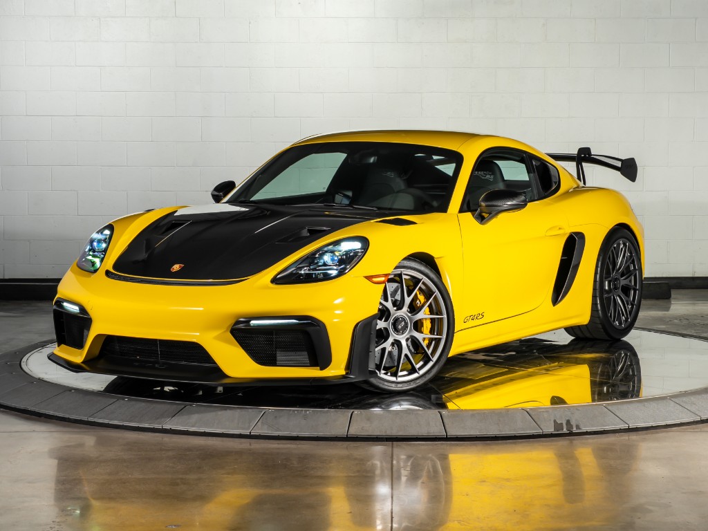 2025 Porsche 718 Cayman GT4 RS