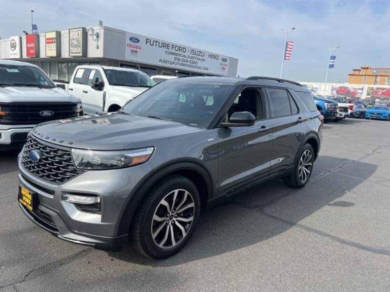 2022 Ford Explorer ST-Line