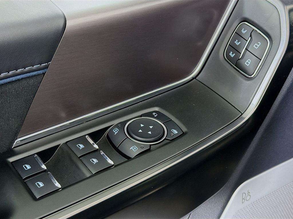 2025 Ford F-150 Platinum - Photo 20