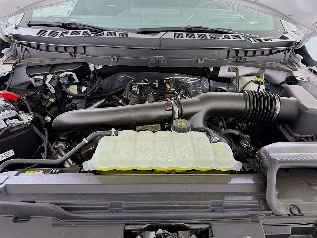 2025 Ford F-150 Platinum - Photo 33