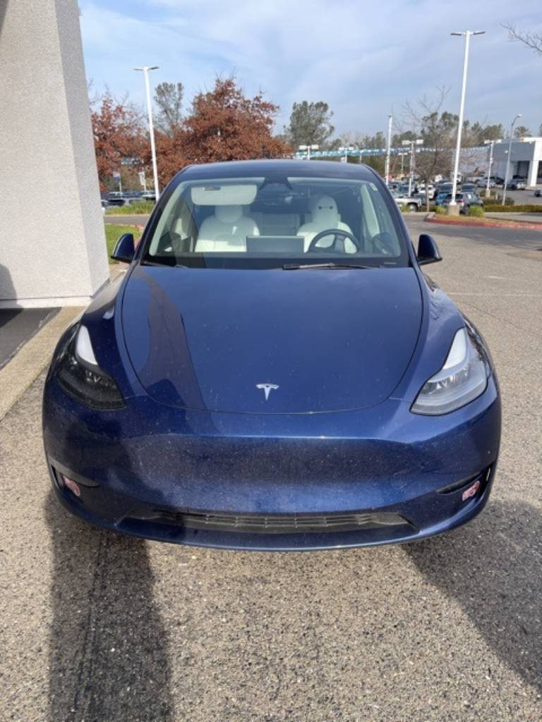 2024 Tesla Model Y Long Range