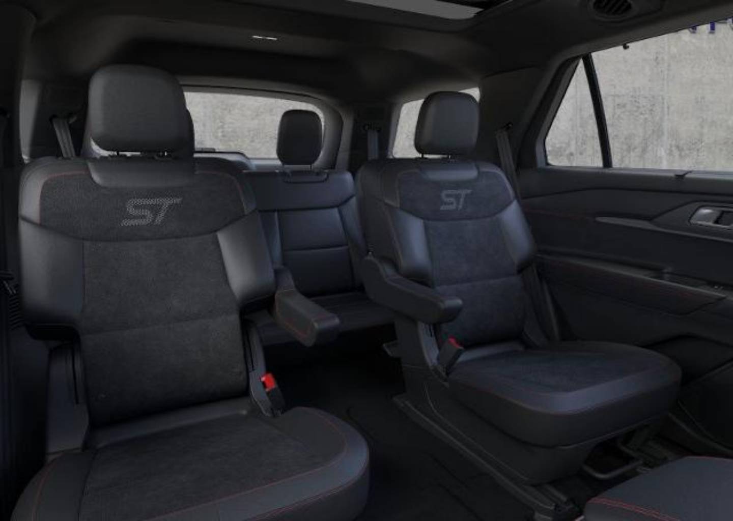 2025 Ford Explorer ST - Photo 14