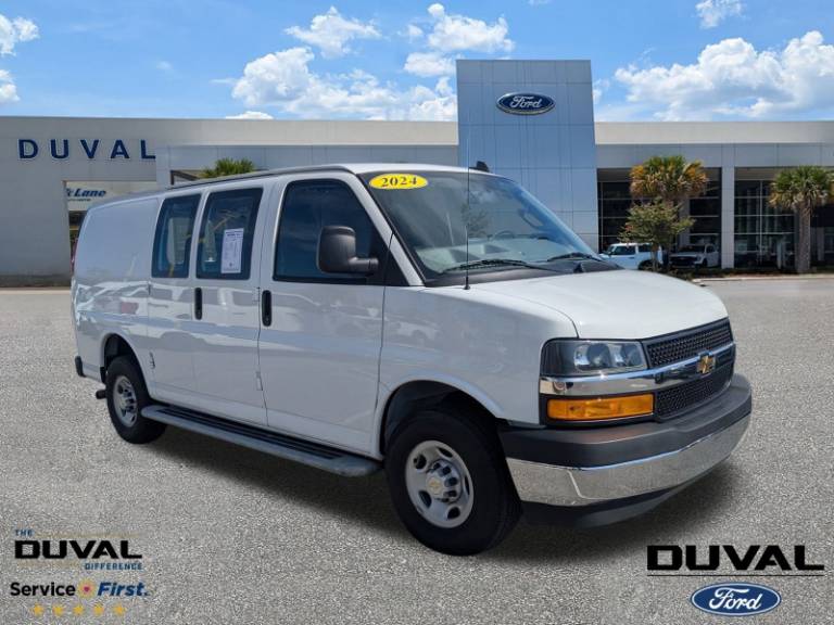 2024 Chevrolet Express 2500 Work Van