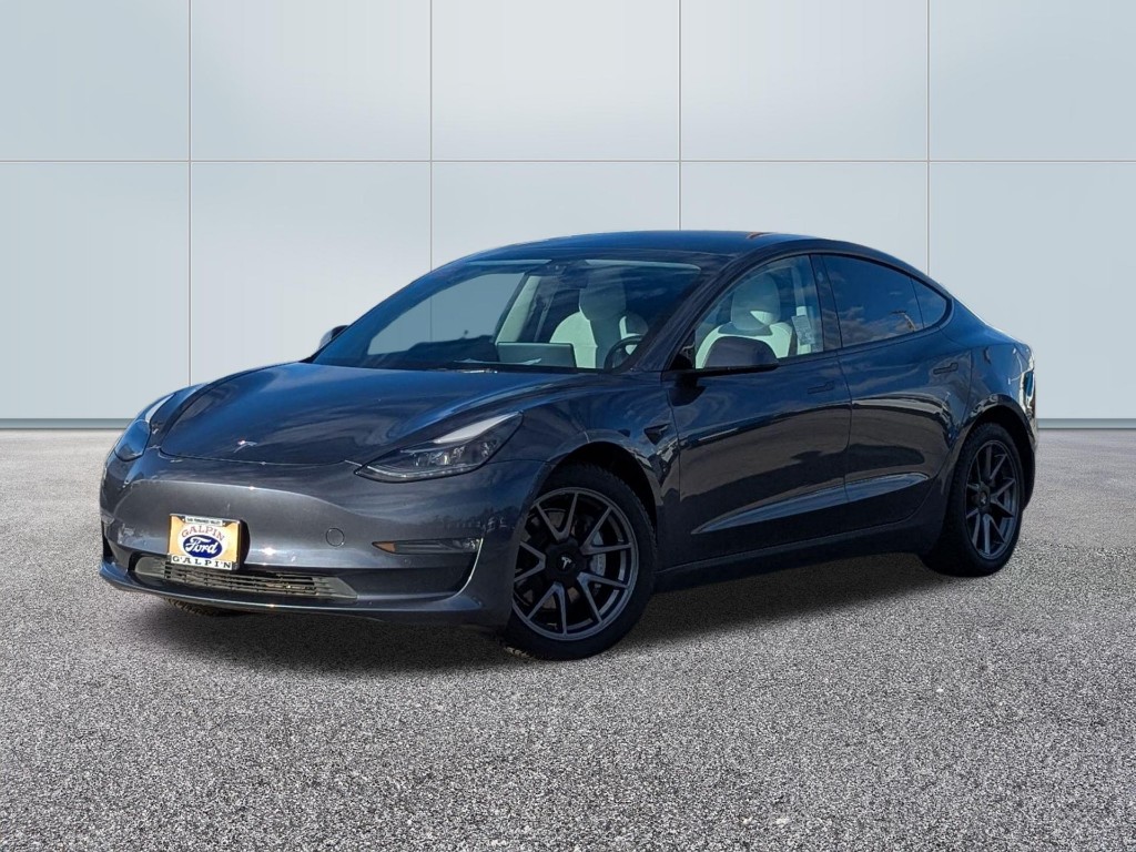 2022 Tesla Model 3 Long Range Dual Motor ALL-Wheel Drive
